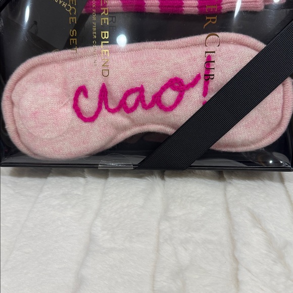 Charter Club Cashmere Blend Gift Set – Pink Striped Socks & Ciao Sleep Mask NIB - Picture 3 of 3